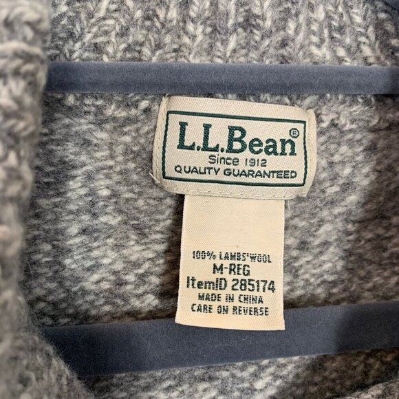 L.L. Bean 100% lambs wool gray mock collar button detail pullover sweater - Picture 6 of 9